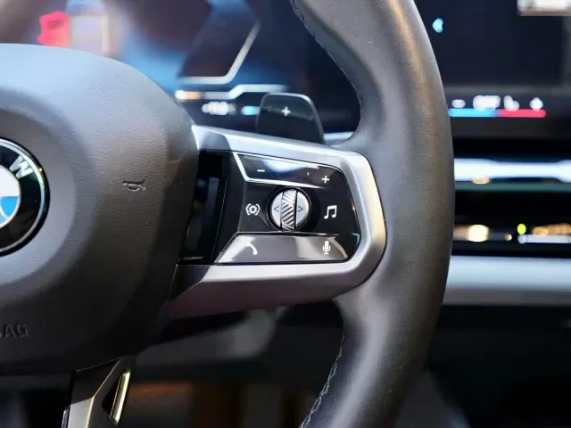 BMW 5 Series — Фото автомобиля 15