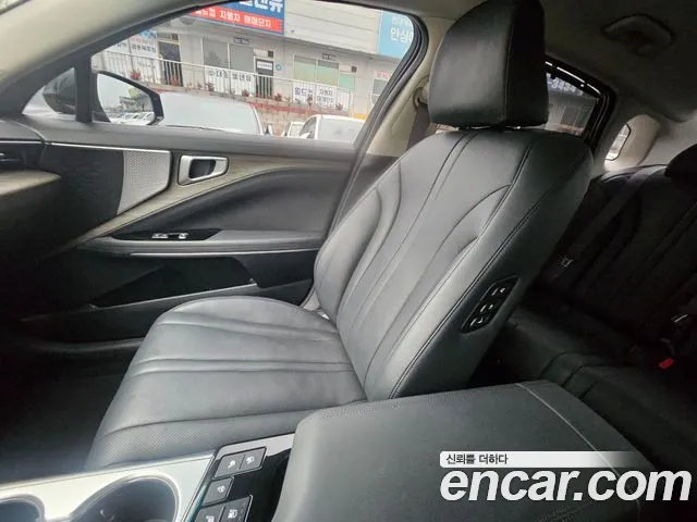 Kia K8 2.5 Бензин 2WD — Фото автомобиля 17