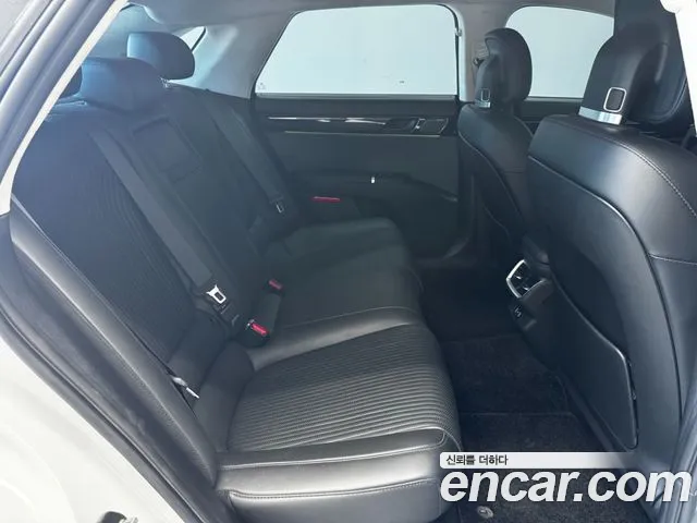 Hyundai Grandeur GN7 — Фото автомобиля 19