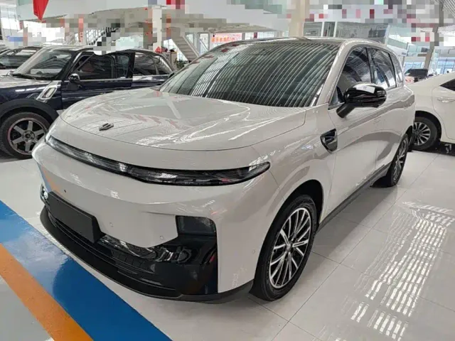 Фотография автомобиля — Leapmotor B10