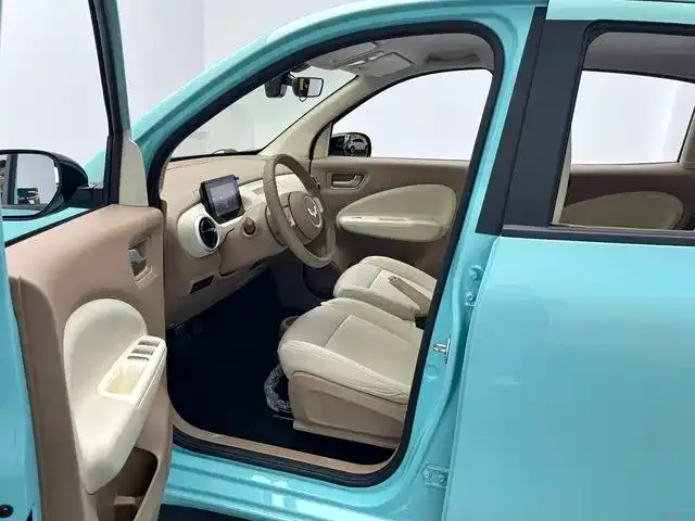 Wuling Hongguang Mini EV — Фото автомобиля 12