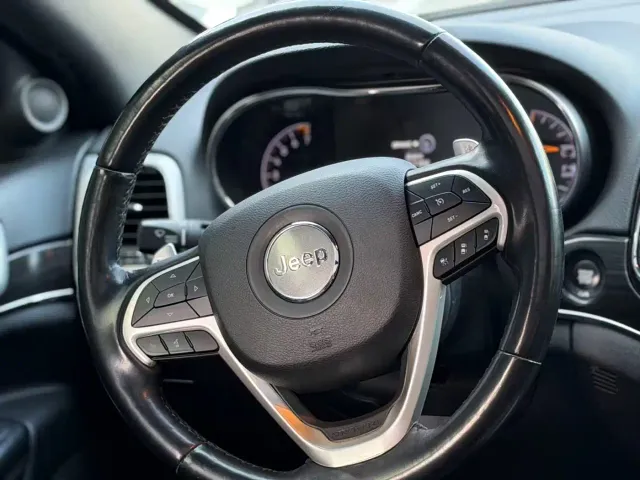 Jeep Grand Cherokee — Фото автомобиля 8