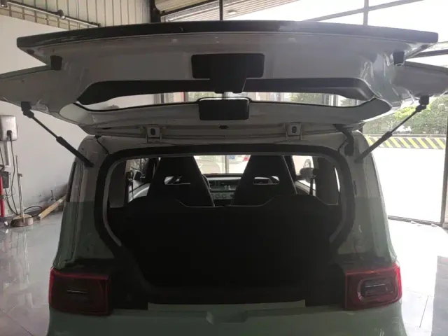 Wuling Hongguang Mini EV — Фото автомобиля 18