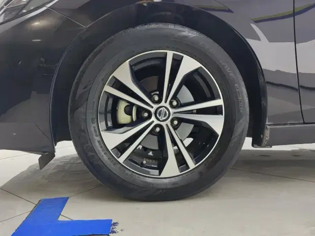 Nissan Sylphy — Фото автомобиля 5