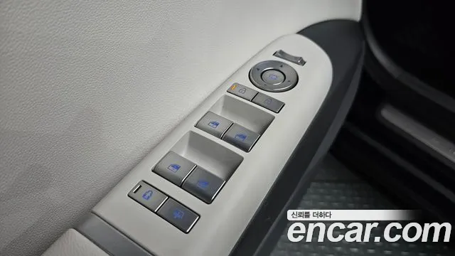 Hyundai Grandeur GN7 — Фото автомобиля 28