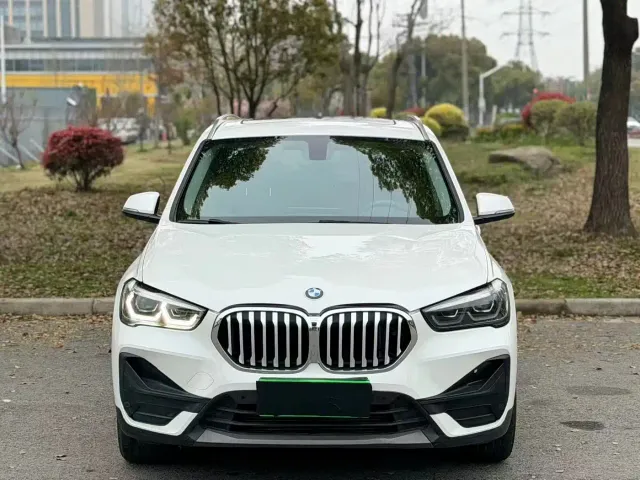 BMW X1 — Фото автомобиля 2