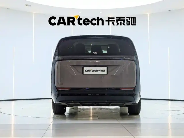 Li Auto MEGA — Фото автомобиля 2