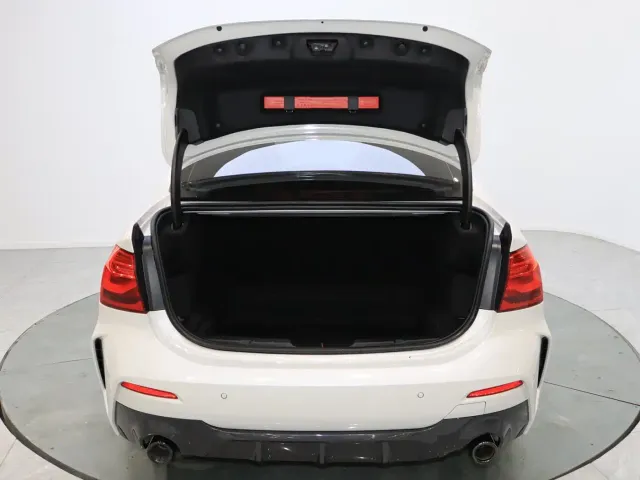 BMW 1 Series — Фото автомобиля 13