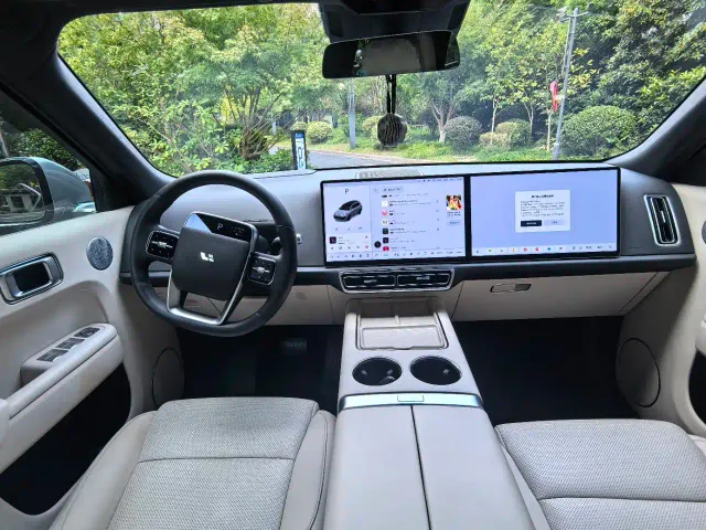Li Auto L9 — Фото автомобиля 13