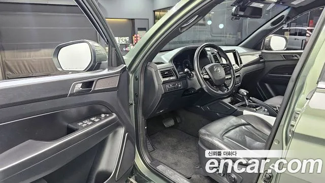 KG_Mobility_Ssangyong Rexton Новый Rexton Sport Дизель 2.2 4WD — Фото автомобиля 11