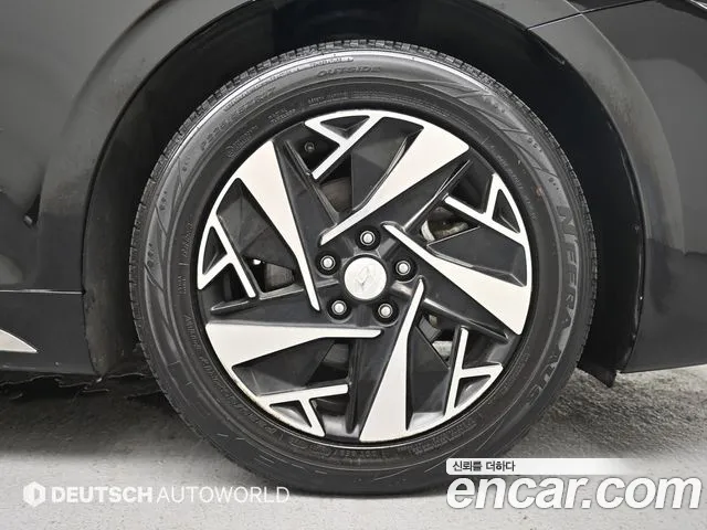 Hyundai Grandeur (New) Hybrid — Фото автомобиля 19