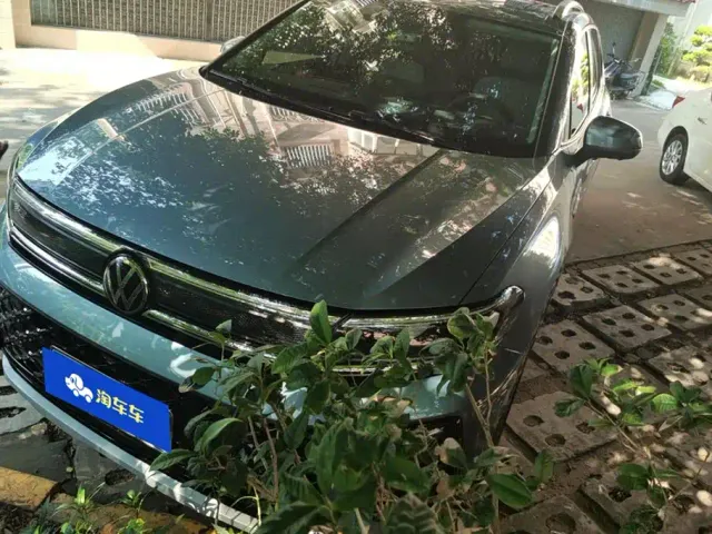 Фотография автомобиля — Volkswagen Talagon