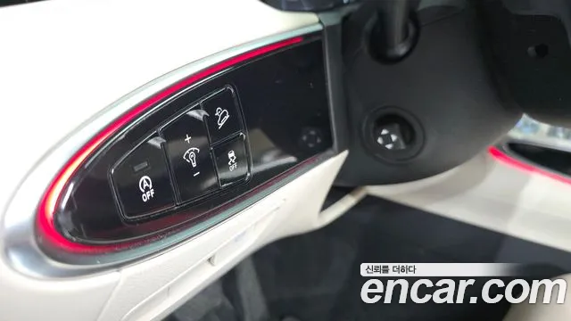 Genesis GV70 — Фото автомобиля 28
