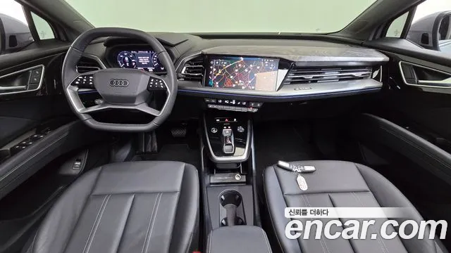 Audi Q4 e-tron — Фото автомобиля 7