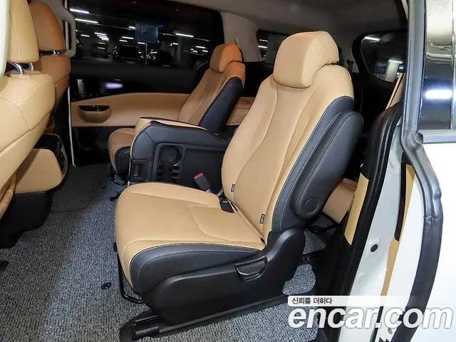 Kia Carnival 4th Gen — Фото автомобиля 7