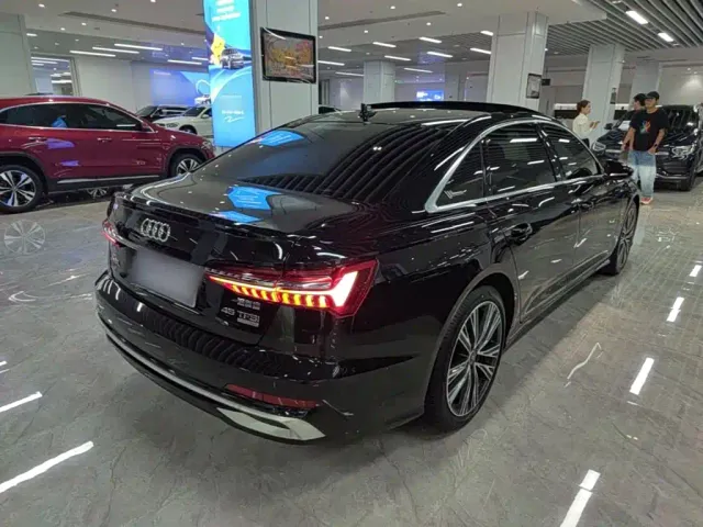 Audi A6L — Фото автомобиля 6