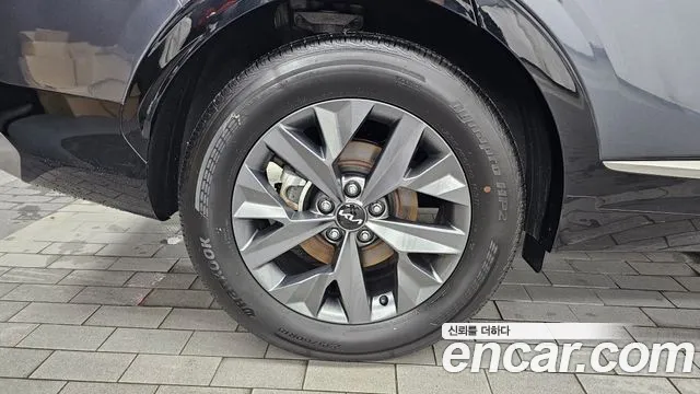 Kia Sportage Sportage 5-е поколение Бензин 1.6 турбо 2WD — Фото автомобиля 5
