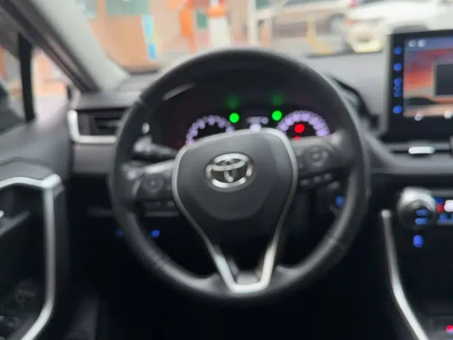 Toyota Wildlander — Фото автомобиля 10