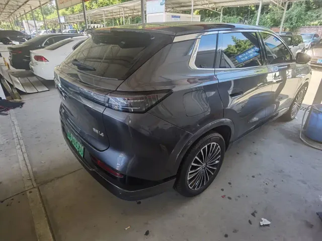 Dongfeng Aeolus L8 — Фото автомобиля 17