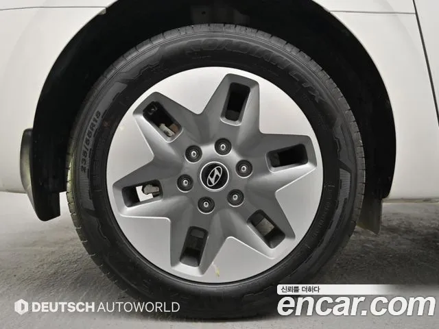 Hyundai Staria — Фото автомобиля 5