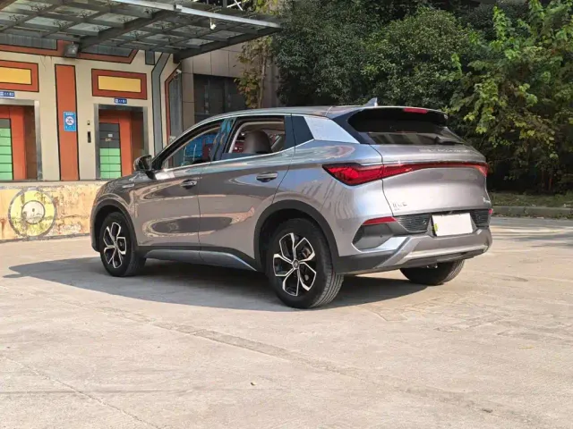 BYD Yuan PLUS — Фото автомобиля 15