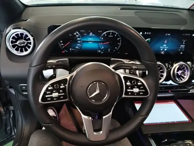 Mercedes-Benz GLB-Class — Фото автомобиля 10