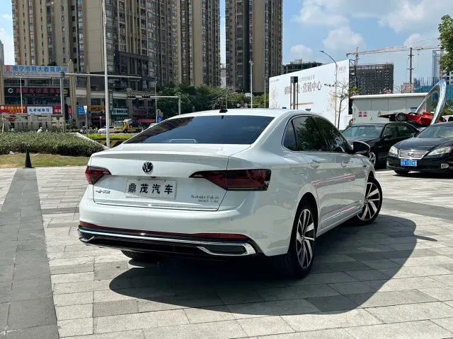 Volkswagen Sagitar — Фото автомобиля 7