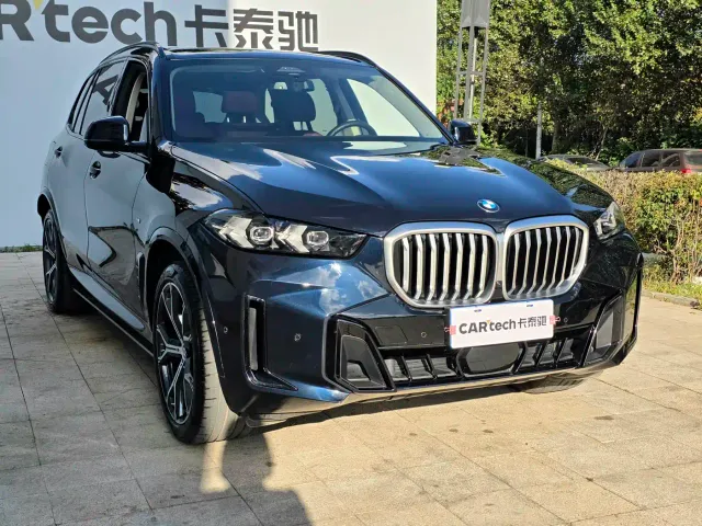 BMW X5 — Фото автомобиля 2