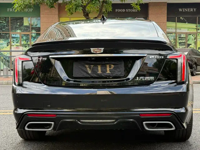 Cadillac CT5 — Фото автомобиля 5