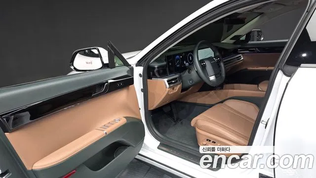 Hyundai Grandeur GN7 — Фото автомобиля 10