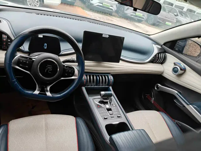 BYD Yuan PLUS — Фото автомобиля 6