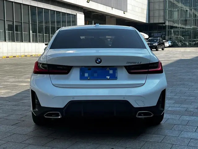 BMW 3 Series — Фото автомобиля 13