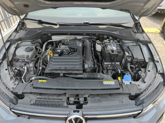 Volkswagen Golf — Фото автомобиля 19