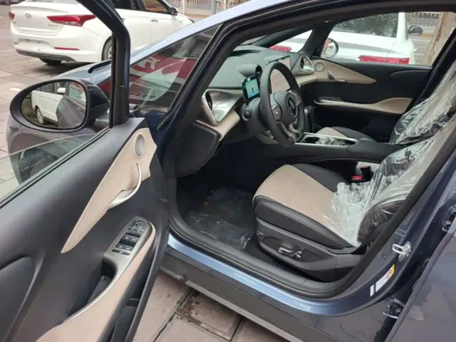 BYD Dolphin — Фото автомобиля 15