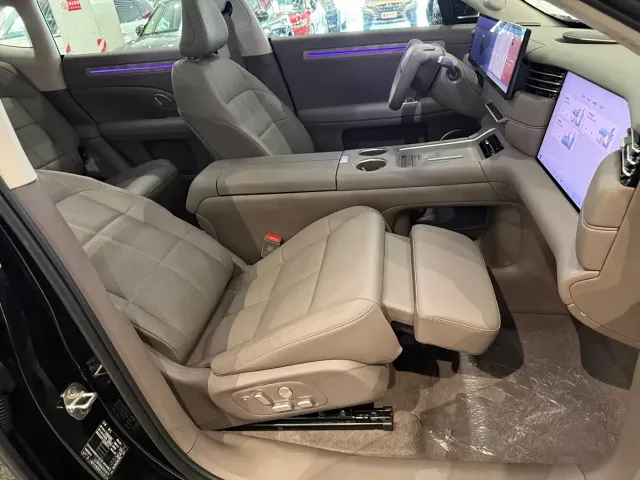 IM Motors LS6 — Фото автомобиля 11