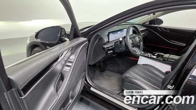 Genesis G80 Бензин 2.5 турбо AWD — Фото автомобиля 8