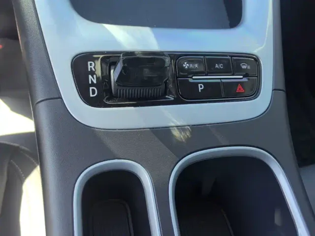 Geely Starry Wish — Фото автомобиля 13