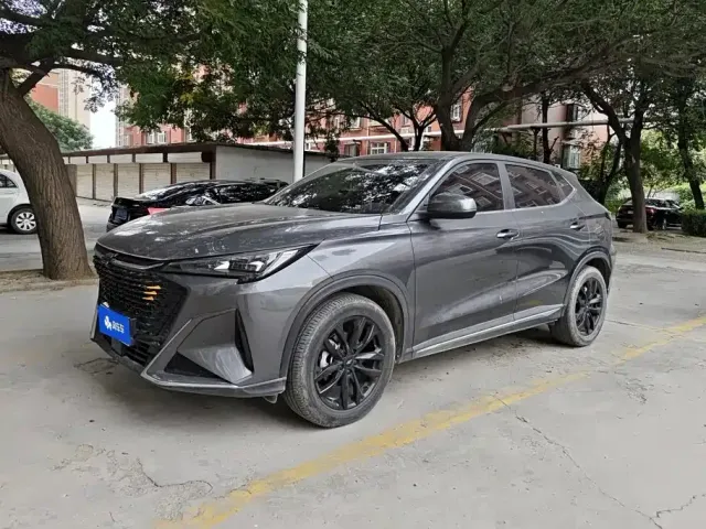 Фотография автомобиля — Changan X5 Plus