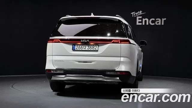 Kia Canival Carnival 4 поколение Бензин 7 мест Outdoor — Фото автомобиля 4