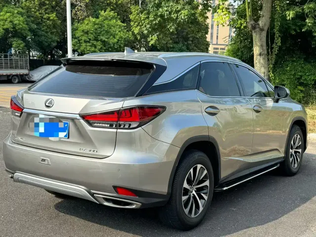 Lexus RX — Фото автомобиля 9