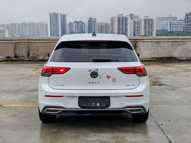 Volkswagen Golf — Фото автомобиля 5