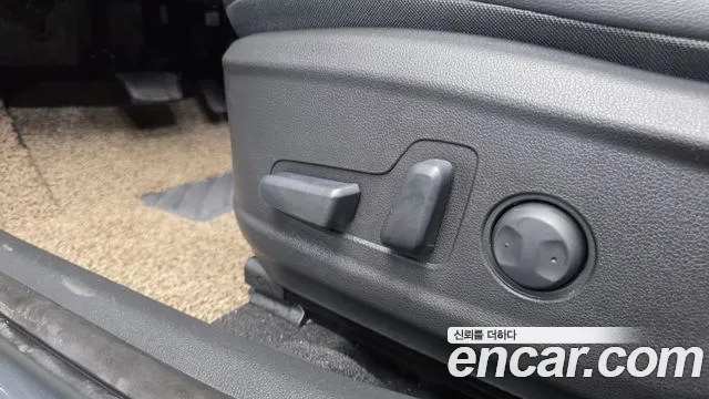 Hyundai Kona Новый Kona Бензин 1.6 турбо 2WD — Фото автомобиля 30
