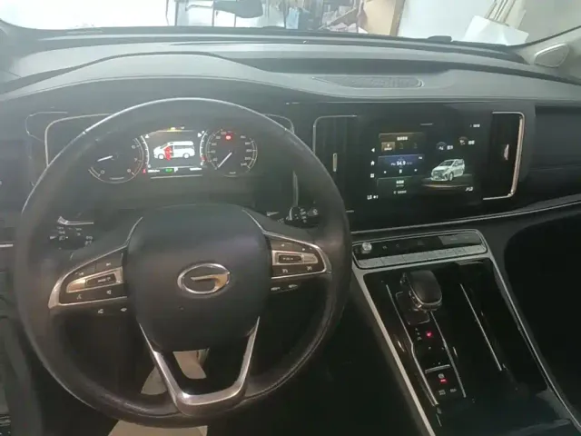 GAC Trumpchi M8 — Фото автомобиля 9