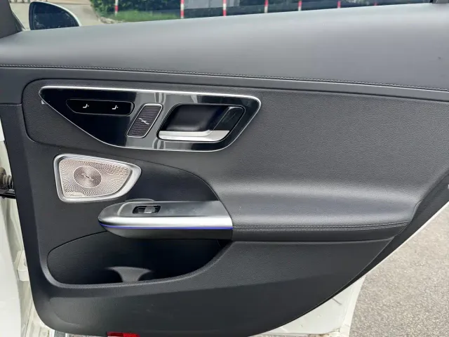 Mercedes-Benz C-Class — Фото автомобиля 11