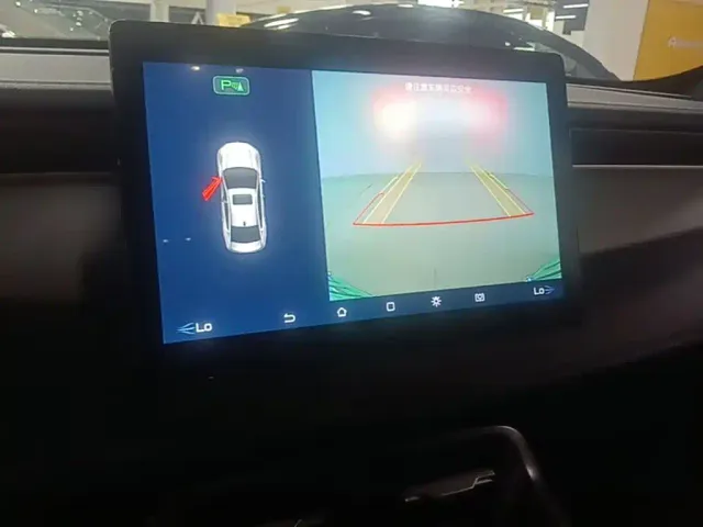 BYD Qin PLUS — Фото автомобиля 12