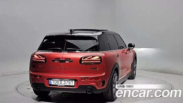 MINI Clubman — Фото автомобиля 3