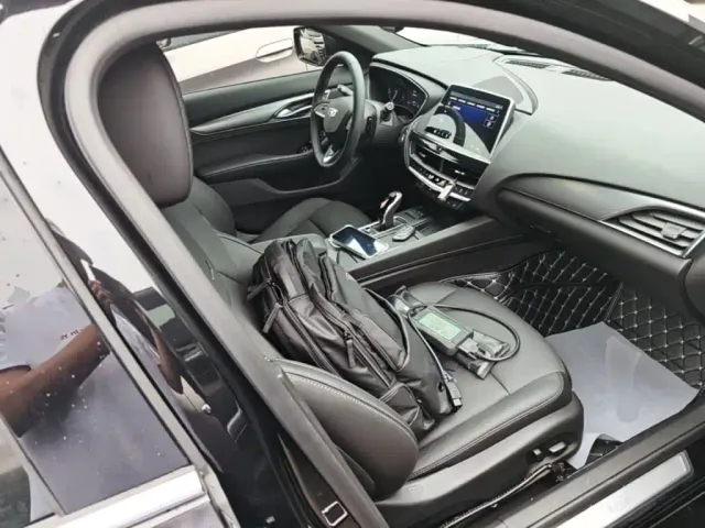 Cadillac CT5 — Фото автомобиля 24