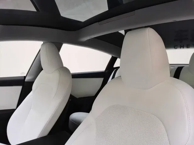 Tesla Model 3 2023 Rear-Wheel Drive — Фото автомобиля 9