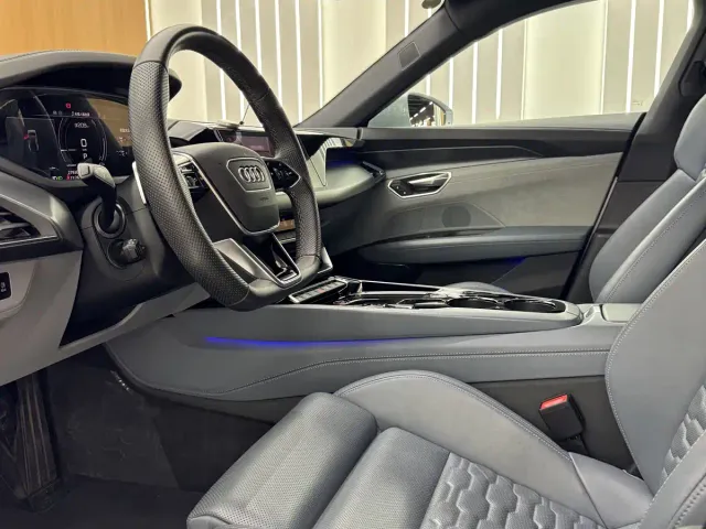 Audi e-tron GT — Фото автомобиля 7