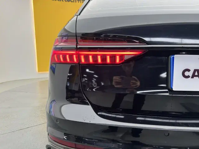 Audi Audi A6 (Import) 2022 allroad quattro Explorer 55 TFSI Premium Off-road — Фото автомобиля 11